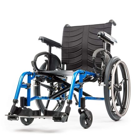 QUICKIE QXi/QX Lightweight Folding Wheelchair